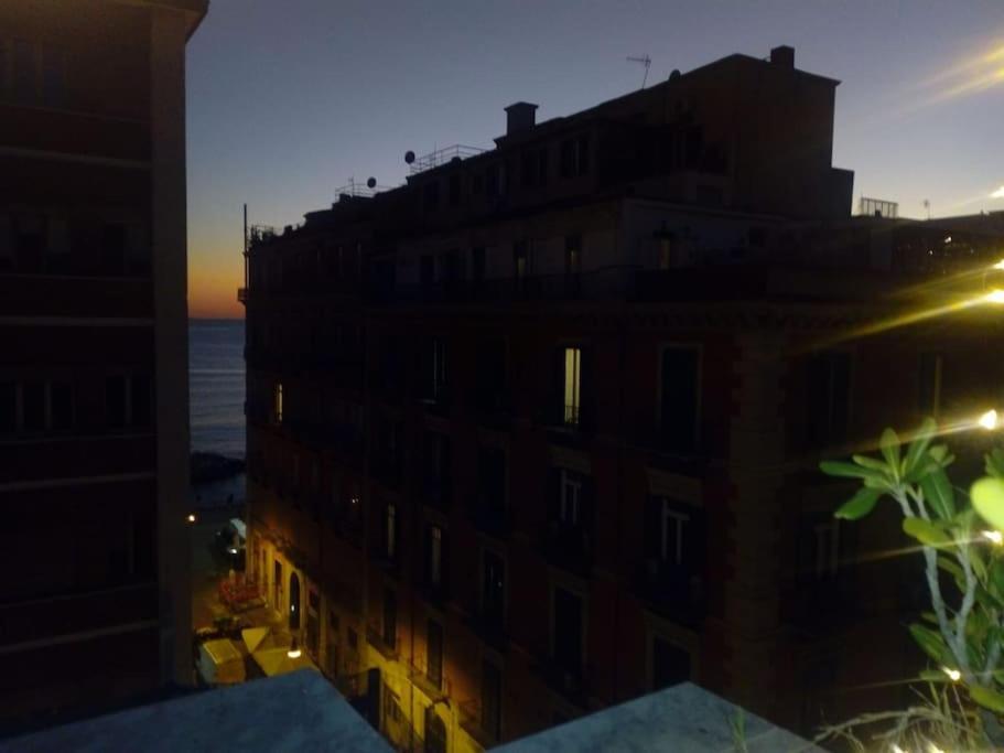 Ferienwohnung Amazing Roof In The Heart Of Naples! Exterior foto