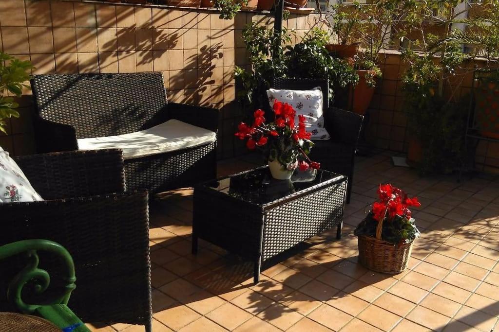 Ferienwohnung Amazing Roof In The Heart Of Naples! Exterior foto